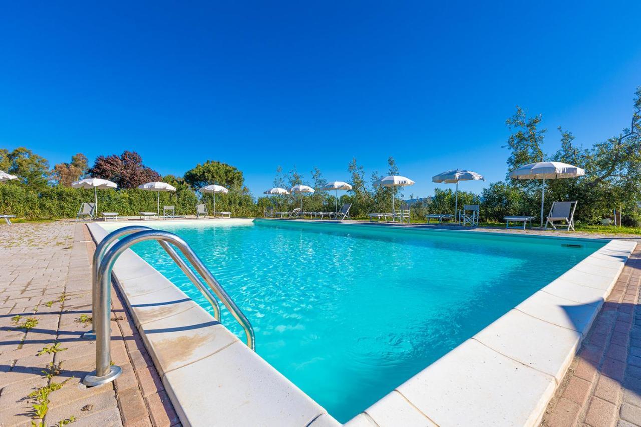 Hotel Glamping Gli Etruschi Piombino Exterior foto