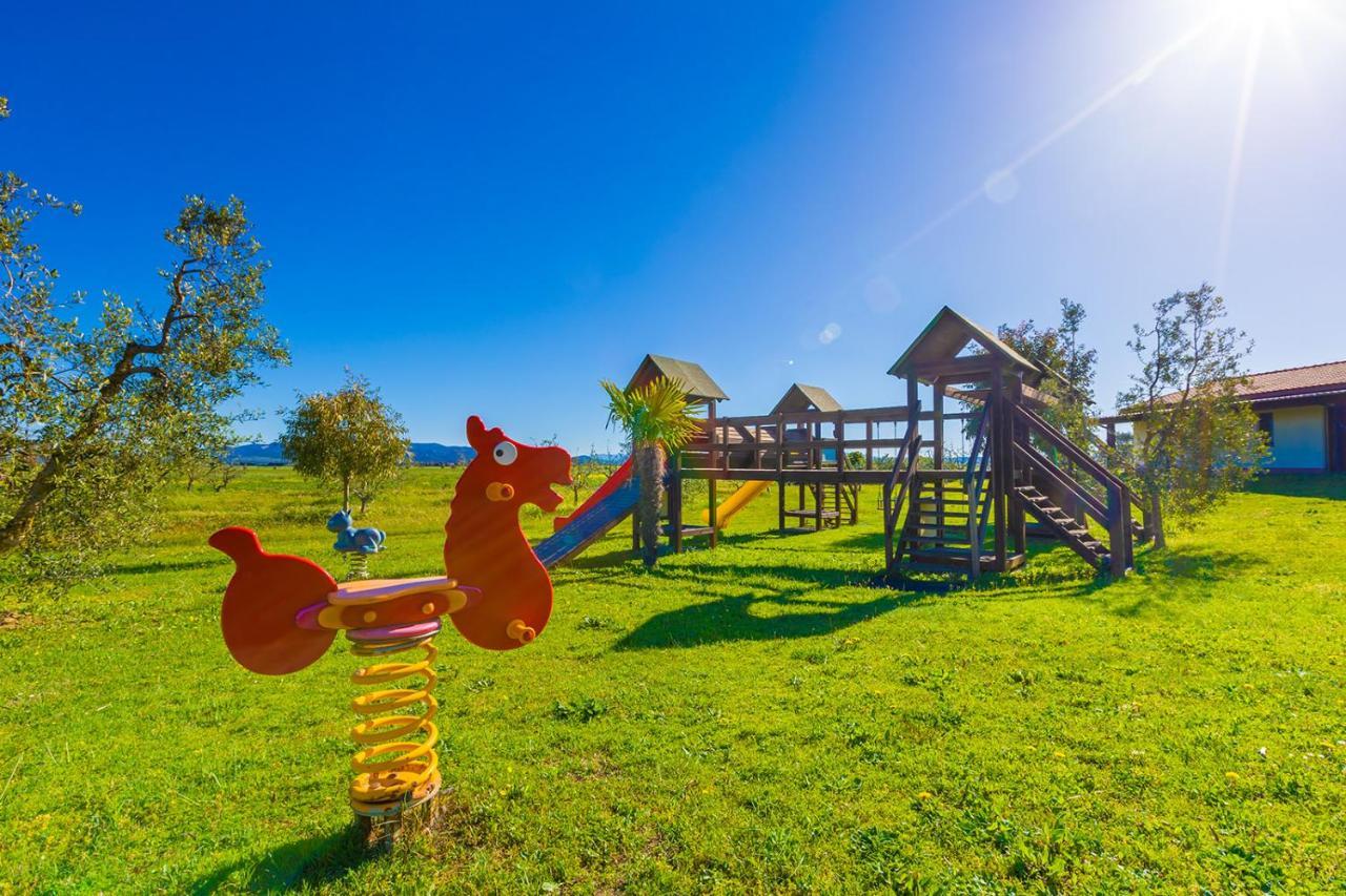 Hotel Glamping Gli Etruschi Piombino Exterior foto