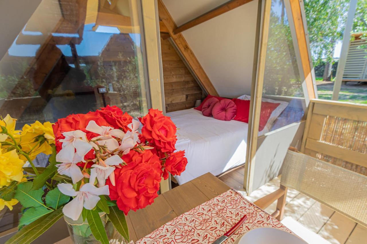 Hotel Glamping Gli Etruschi Piombino Exterior foto