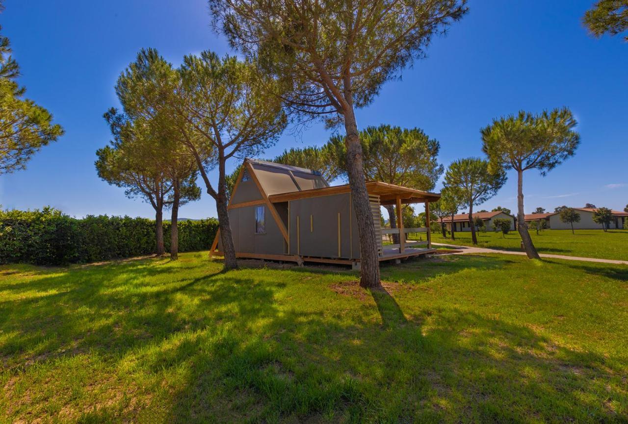 Hotel Glamping Gli Etruschi Piombino Exterior foto