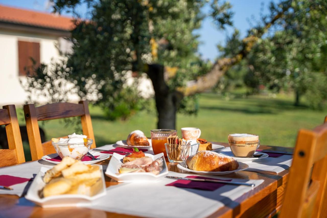 Hotel Glamping Gli Etruschi Piombino Exterior foto