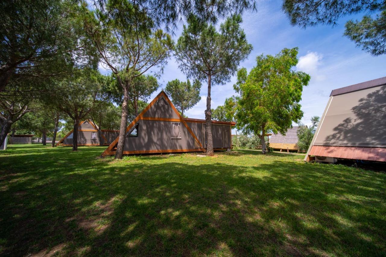 Hotel Glamping Gli Etruschi Piombino Exterior foto